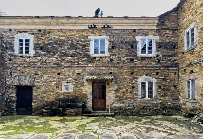 Foto 120b0561-ce43-486f-a83e-12574b61032c. Masía casona señorial del siglo xviii en Vegadeo