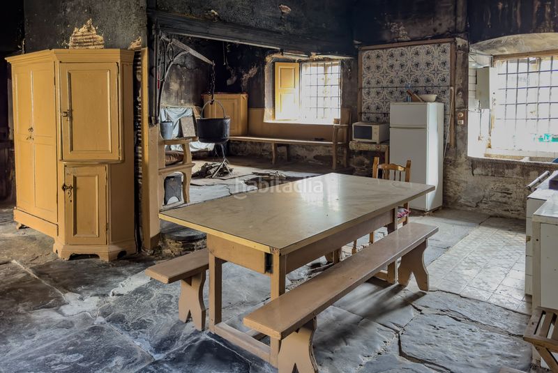 Foto d6f9cea8-4dd0-41b8-834f-6c806a5e5da0. Masía casona señorial del siglo xviii en Vegadeo