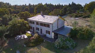 Mas à Guitiriz. Casa rústica con 2 hectáreas de terreno en guitiriz