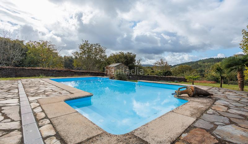 Foto 0de76dab-d5ef-4d1b-a24d-725256294470. Chalet mit pool in Parroquias del Este Lugo