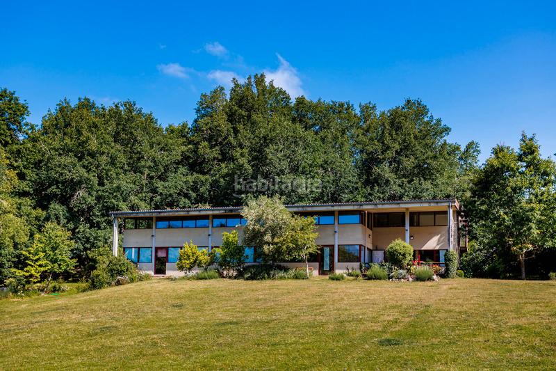Foto 1ed575df-dd05-4cea-8778-53339c4e2f99. Local comercial granja escuela con piscina y áreas de recreo en ourense en Coles