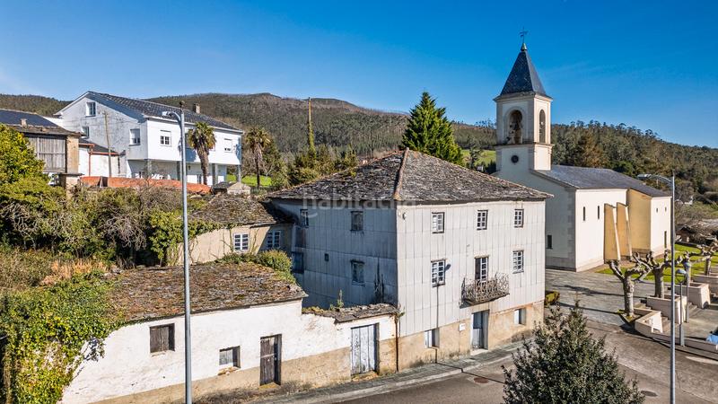 Foto d57a7f1e-14a0-48a3-bcec-219d9d8188f0. Masía casa rectoral a reformar en Trabada
