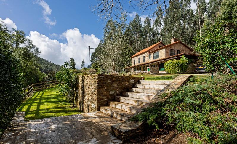 Foto a594803f-5ed6-4373-b024-ecbc6ad2eeb5. Masía casa reformada cerca del mar en Cedeira