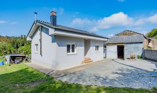 Xalet a Pol. Conjunto rural con chalet, establo para caballos y 1,2 hectáreas