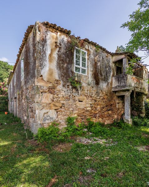 Foto a6d6f4b0-97e0-4324-a827-276915cbab6c. Masia a Palas de Rei