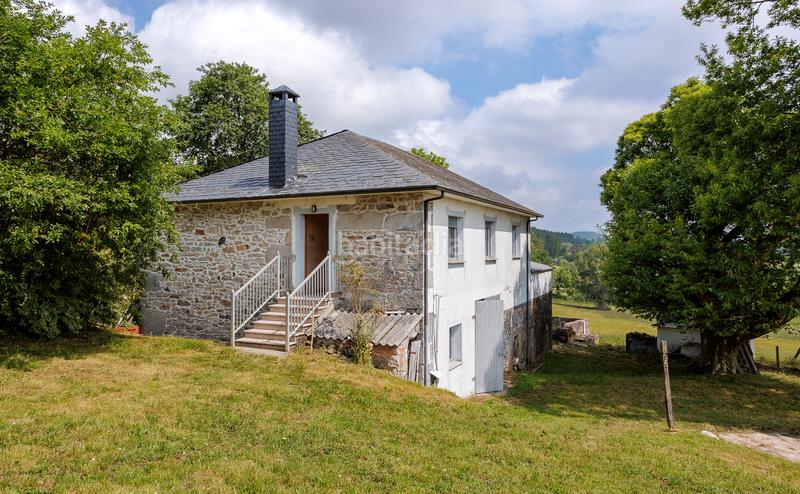 Foto 6566504a-5a20-4b3e-8dbf-207b67c7cc9c. Masía casa rústica con 11 hectáreas de terreno en Friol