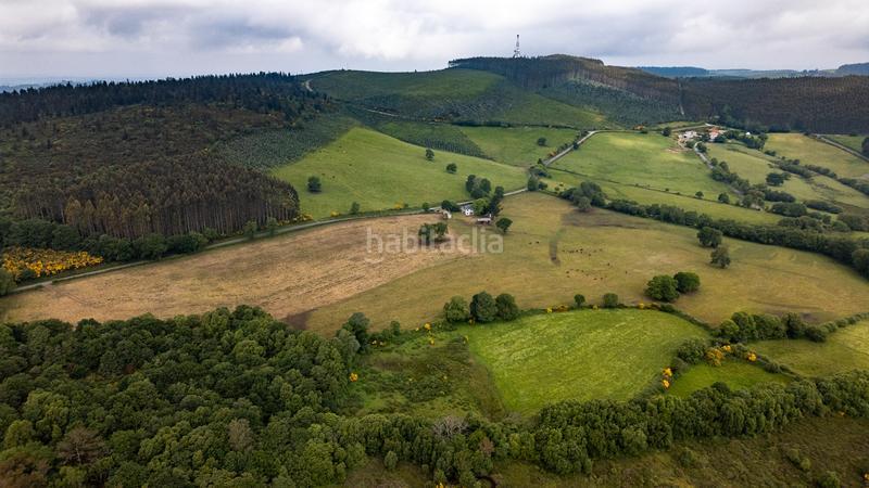 Foto 70b6b97a-c3f4-42a1-b608-1aeae922d4b0. Masía casa rústica con 11 hectáreas de terreno en Friol