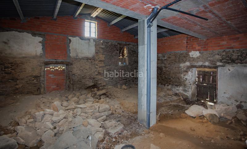 Foto d6590fdd-6991-454e-879e-06049e8e1ae6. Masía casa rústica con 11 hectáreas de terreno en Friol