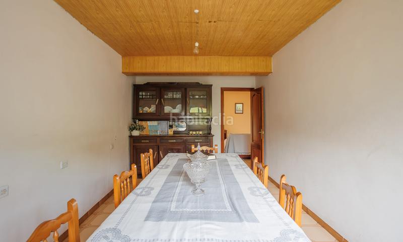 Foto e283b8ea-5f04-4d66-ad7d-db8e542406e4. Masía casa rústica con 11 hectáreas de terreno en Friol