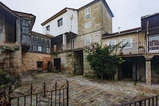 Mas à Carballeda de Avia. Casa señorial del siglo xix con bodega y terreno edificable en c