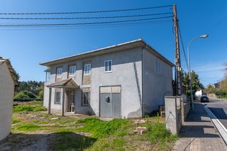 Casale in Rábade. Casa a reformar con garaje, terraza y pozo en rábade