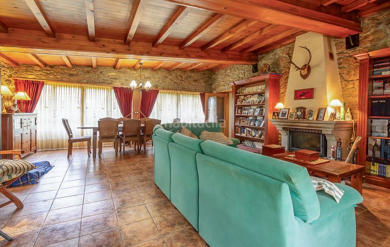 Foto 5eedc453-dfd2-425e-9d3a-f70f59e9f9f1. Masia a Toques