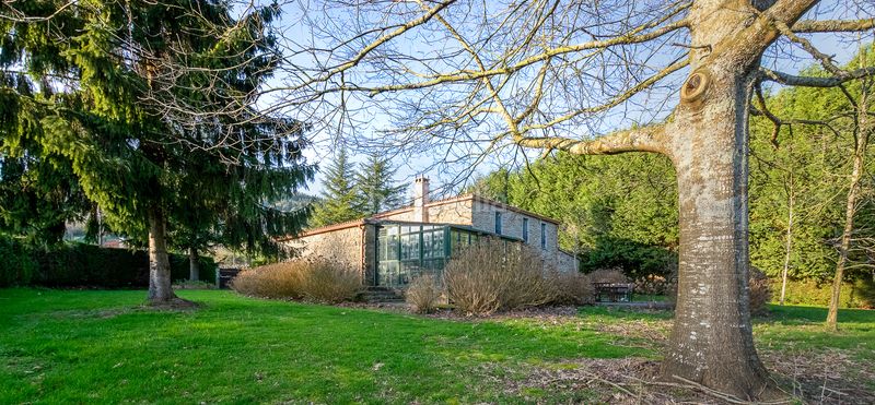 Foto ea450b72-e2c1-426d-b3f7-517628d98830. Masia a Toques