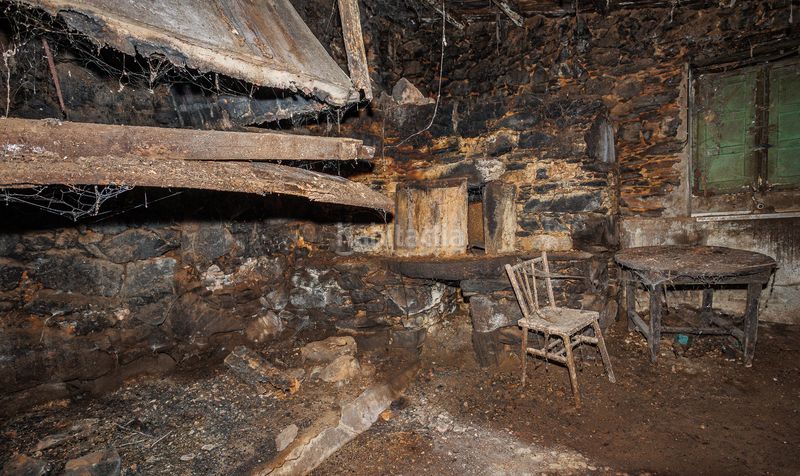 Foto 6288f37b-3b61-4ba0-b09d-45cff31a3be6. Masia a Santiso