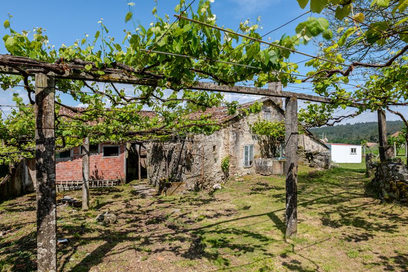 Foto 86978c88-e01a-4b70-8419-e0a5bd84180d. Masia a Estrada (A)