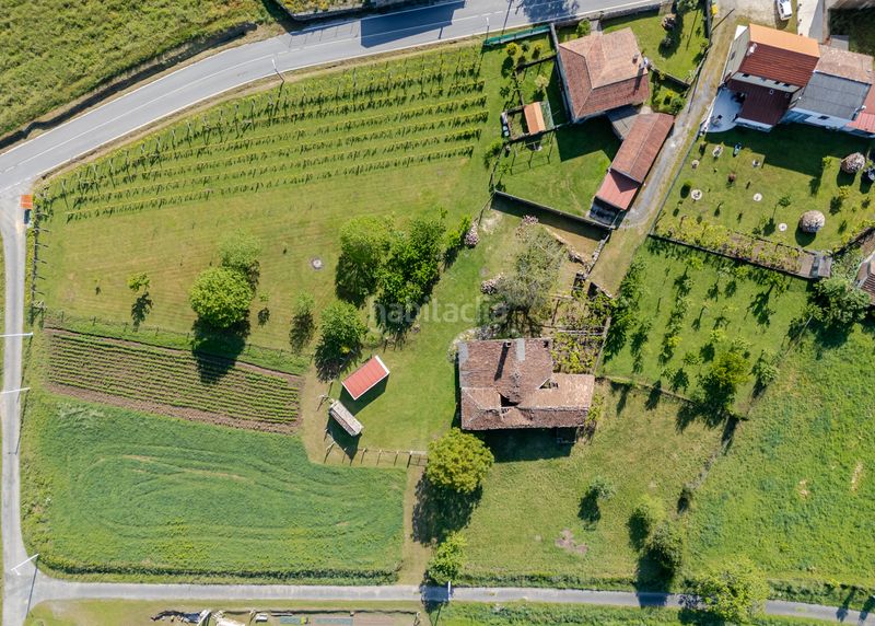 Foto fda67edc-fe5e-4a4f-a38d-75e3c8839a80. Masia a Estrada (A)