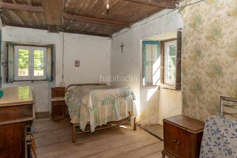Foto 02db673c-7659-41bd-9ae2-21bd48bf0883. Masía casa rústica con terreno edificable en Outeiro de Rei
