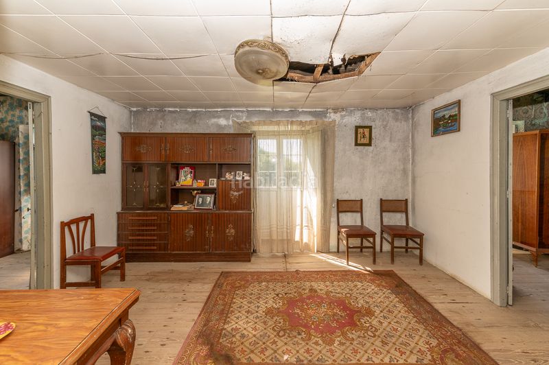 Foto a2106b83-39a1-4618-aa36-e4cffa0dae13. Masía casa rústica con terreno edificable en Outeiro de Rei