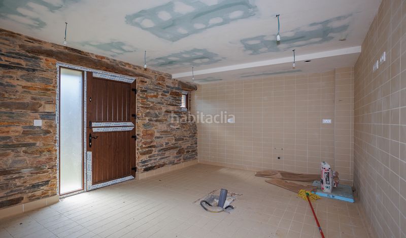 Foto bffa9025-87aa-40df-b84d-25a0e043a7a7. Masia a Pontenova (A)