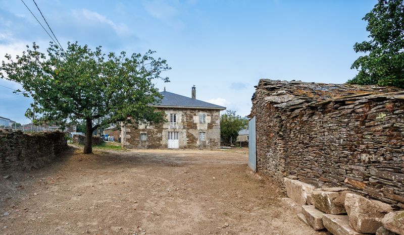 Foto d66e9758-1e72-4e29-9690-5fe45613b2b4. Masia a Parroquias del Oeste Lugo
