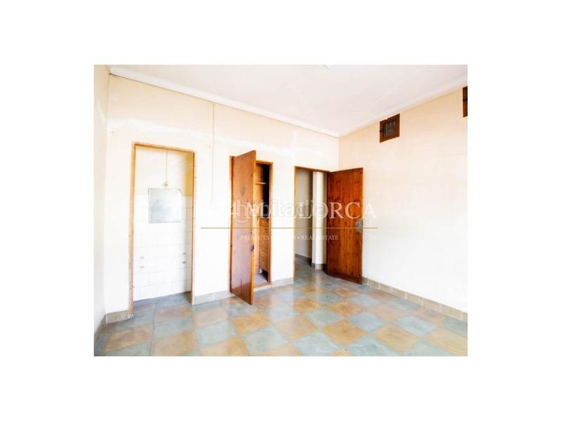 Foto 66a10df2-aa8e-4a5b-84a2-8c828954944b. Casa amb aparcament piscina a Plaça dels Patins Palma de Mallorca