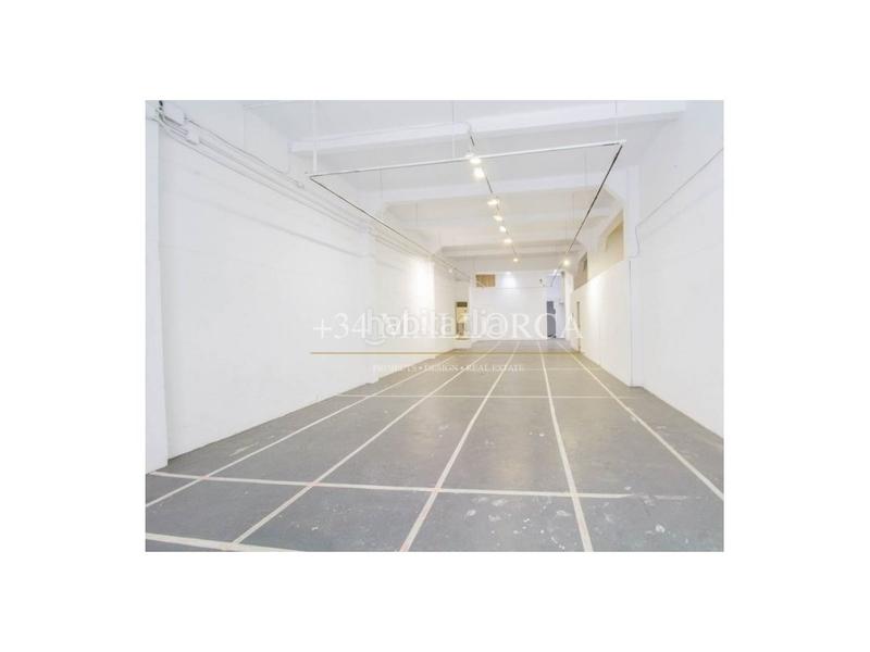 Foto 74a55501-c276-42a4-a015-0a725bb6c793. Casa amb aparcament piscina a Plaça dels Patins Palma de Mallorca