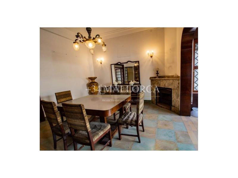 Foto a2e19df0-5946-405d-a213-ab61abcec69c. Casa amb aparcament piscina a Plaça dels Patins Palma de Mallorca