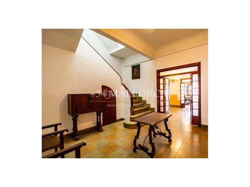 Foto b0f7d643-d3e8-440a-946e-69a242a242f6. Casa amb aparcament piscina a Plaça dels Patins Palma de Mallorca