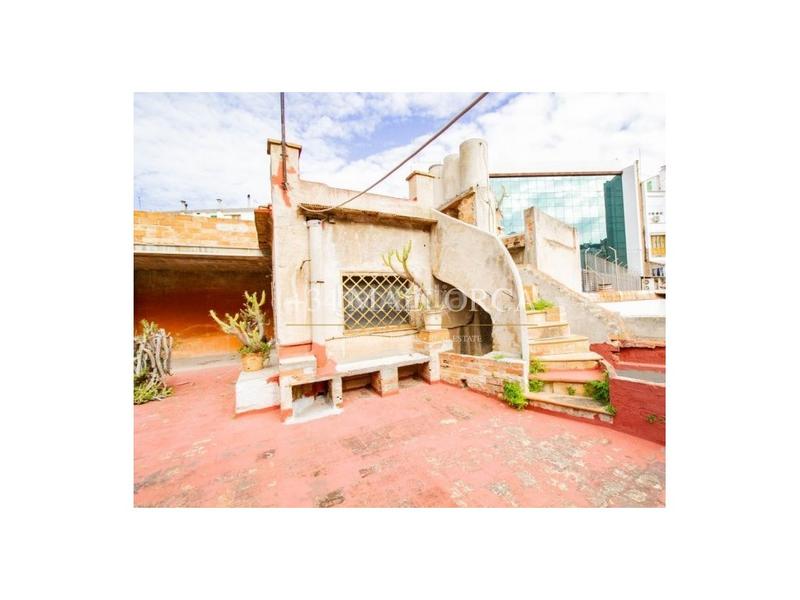 Foto fea2b480-0c72-41b2-872c-b621cd00e26a. Casa amb aparcament piscina a Plaça dels Patins Palma de Mallorca