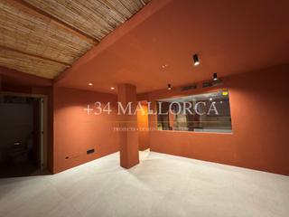 Lloguer Local Comercial  N/a. Elegante local comercial, totalmente reformado en bons aires