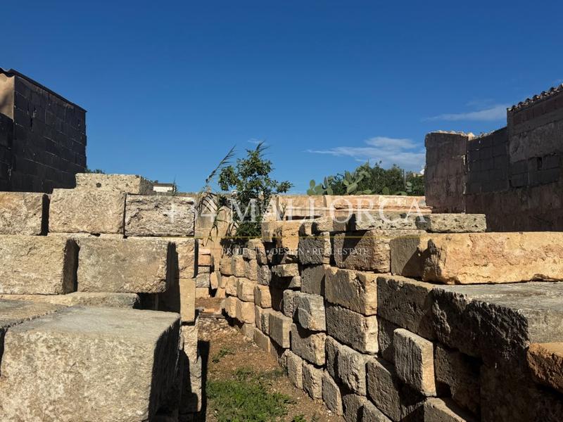 Foto a180c599-7e43-40f3-9db1-9edc4499a664. Terreny residencial a Llucmajor interior Llucmajor