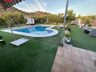 Masia a Carretera coripe a-8126. Finca excepcional en venta  olivos  más en morón de la frontera
