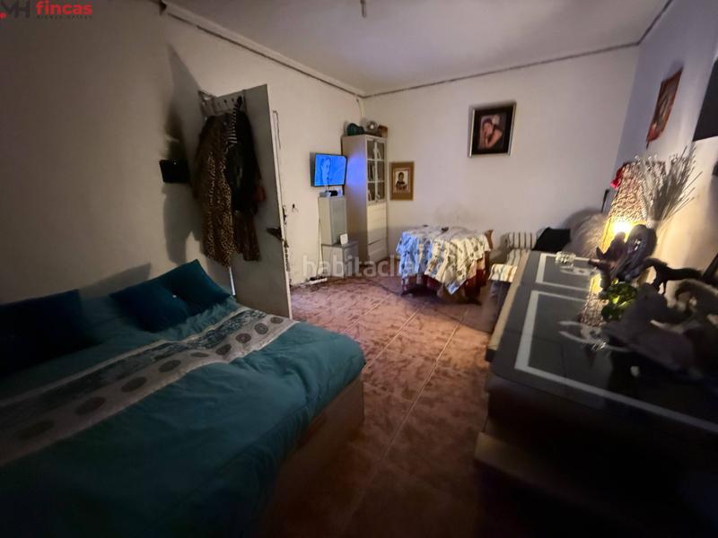 Foto c0fd1926-883d-4691-b74b-c0721f859cca. Masía parcela de 1.250m en los naranjos, pozo propio, luz y construcciones para reformar en Carmona