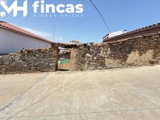 Terreny residencial a Calle los rosales 21. Casa de piedra en almonaster la real rehabilitación o nueva cons