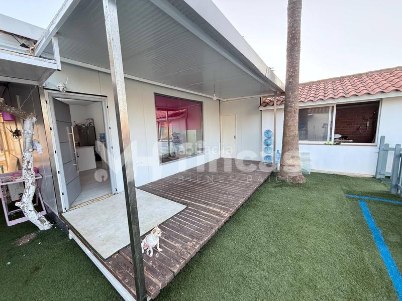 Foto 2ce3f75b-e769-41d7-954d-e302a71f3fba. Maison dans urbanizacion los frutales dans Carmona