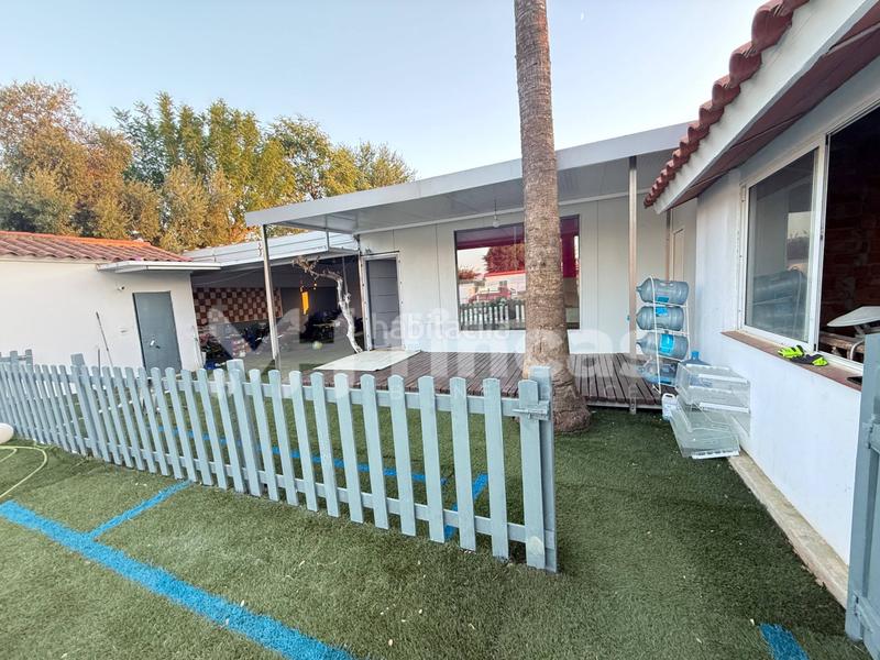 Foto 3c73a528-bdb0-4050-b0f2-880b2c916413. Maison dans urbanizacion los frutales dans Carmona