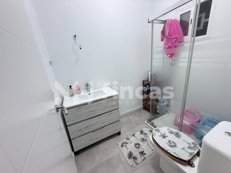 Foto d1566928-71be-4f00-967f-2c5a0b2d6d17. Maison dans urbanizacion los frutales dans Carmona