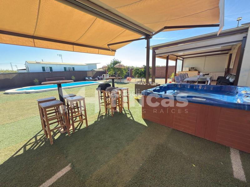 Foto 6596a387-53bc-4bda-b626-10ae28e31042. Masía tu oasis privado por menos de lo que imaginas piscina, jacuzzi y casa de invitados incluidos! en Arahal