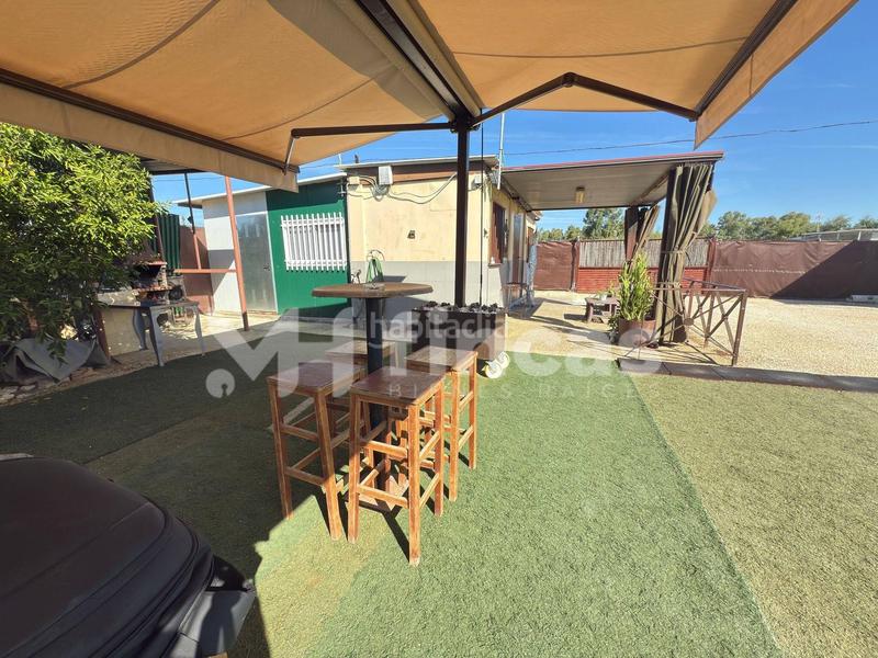 Foto ead3a3ce-813f-4892-8e62-4571c940c2d7. Masía tu oasis privado por menos de lo que imaginas piscina, jacuzzi y casa de invitados incluidos! en Arahal
