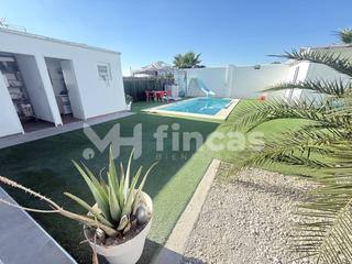 Masía en Cantaelgallo 25. El oasis privado que siempre soñaste energía solar, piscina y co