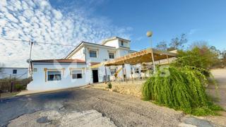 Local commercial à Camino polígono 7 parcela 8 001600100qb08e 0. Oportunidad única en la sierra de aracena restaurante operativo