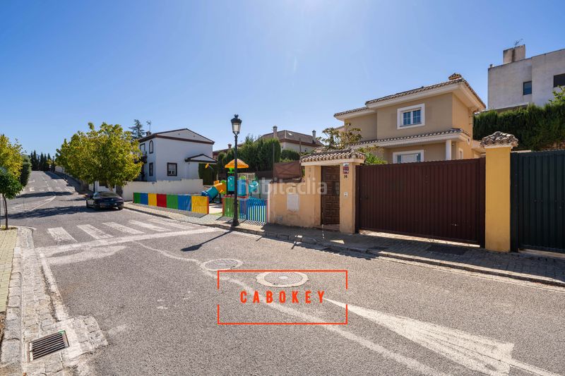 Foto 53deca3f-e144-4581-99b2-678bbe7acc47. Chalet in calle camelia 19b in Villa de Otura