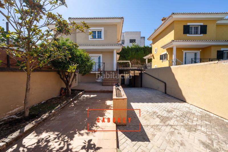 Foto ce1af229-53f5-4b9f-af2f-1f6cc05d5be1. Chalet in calle camelia 19b in Villa de Otura