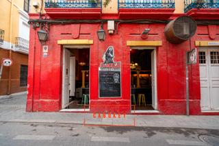 Traspàs Local Comercial a Calle real 69. Cabokey traspasa emblematico local de restauracion en centro de