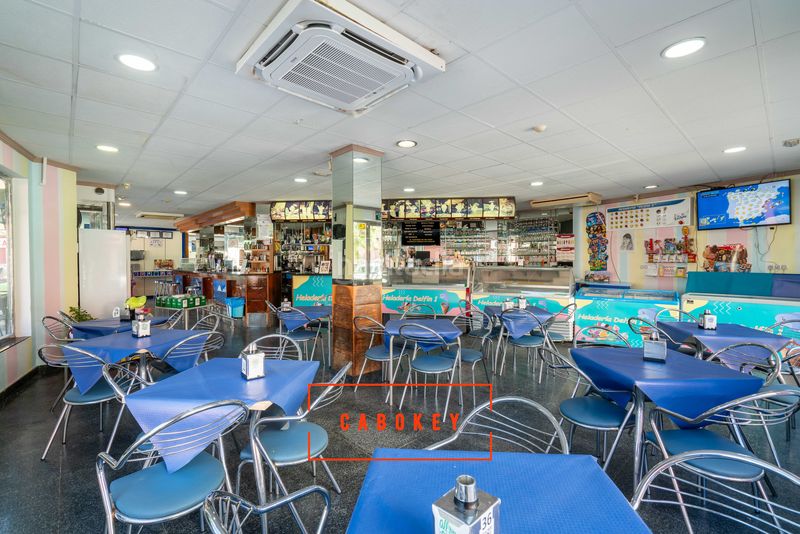 Foto df31a4fc-fa99-41d9-854e-f891e49c0807. Transfer business premise in calle delfín 1 in San Juan de los Terreros