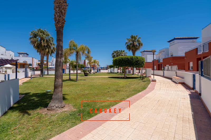 Foto 71f2c641-70ed-4332-97a1-2340b0aed012. Chalet in avenida alhambra 6 in Lomas del Mar Vera