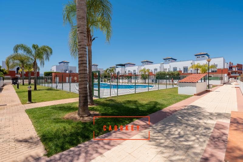 Foto 866808b2-558c-4499-8763-d9a1a7b72915. Chalet in avenida alhambra 6 in Lomas del Mar Vera