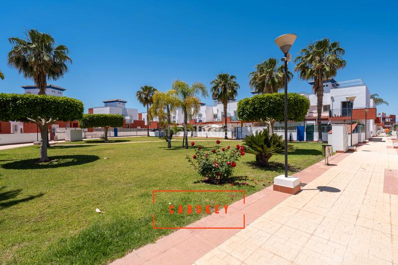 Foto 8c6f82d5-167e-48e0-a8e8-815c93874723. Chalet in avenida alhambra 6 in Lomas del Mar Vera