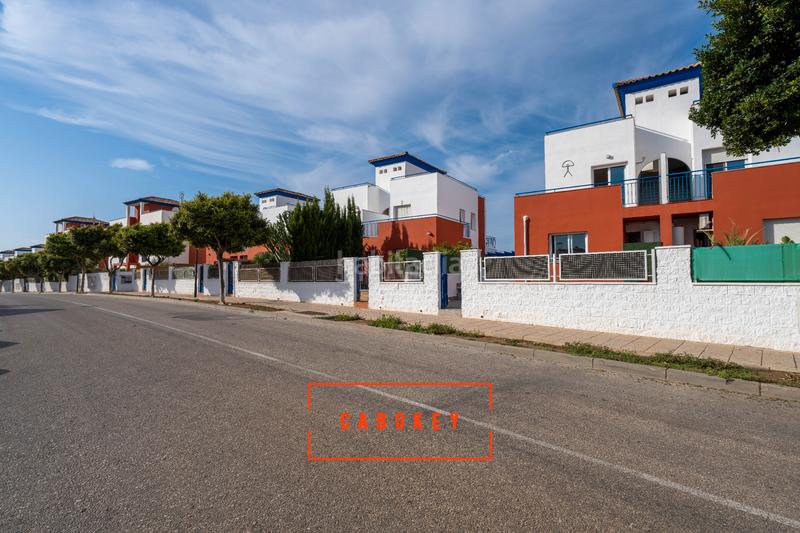 Foto beedbb17-9606-458a-9af6-1278a17893ff. Chalet in avenida alhambra 6 in Lomas del Mar Vera