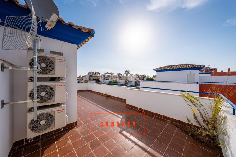 Foto e68107a0-e2e7-4e1d-9d94-951bb97aafad. Chalet in avenida alhambra 6 in Lomas del Mar Vera